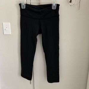 Black Calf-length Lululemon Leggings